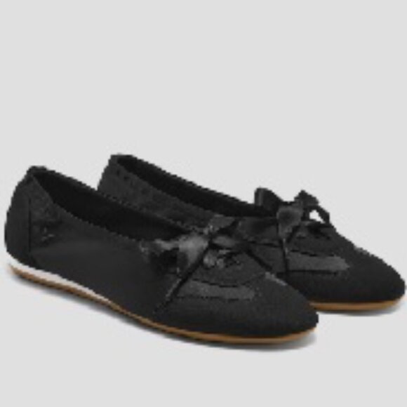 Vivaia Round-Toe Satin Sneakerina (Yanka) - Size 5.5 - NWT - Picture 2 of 7